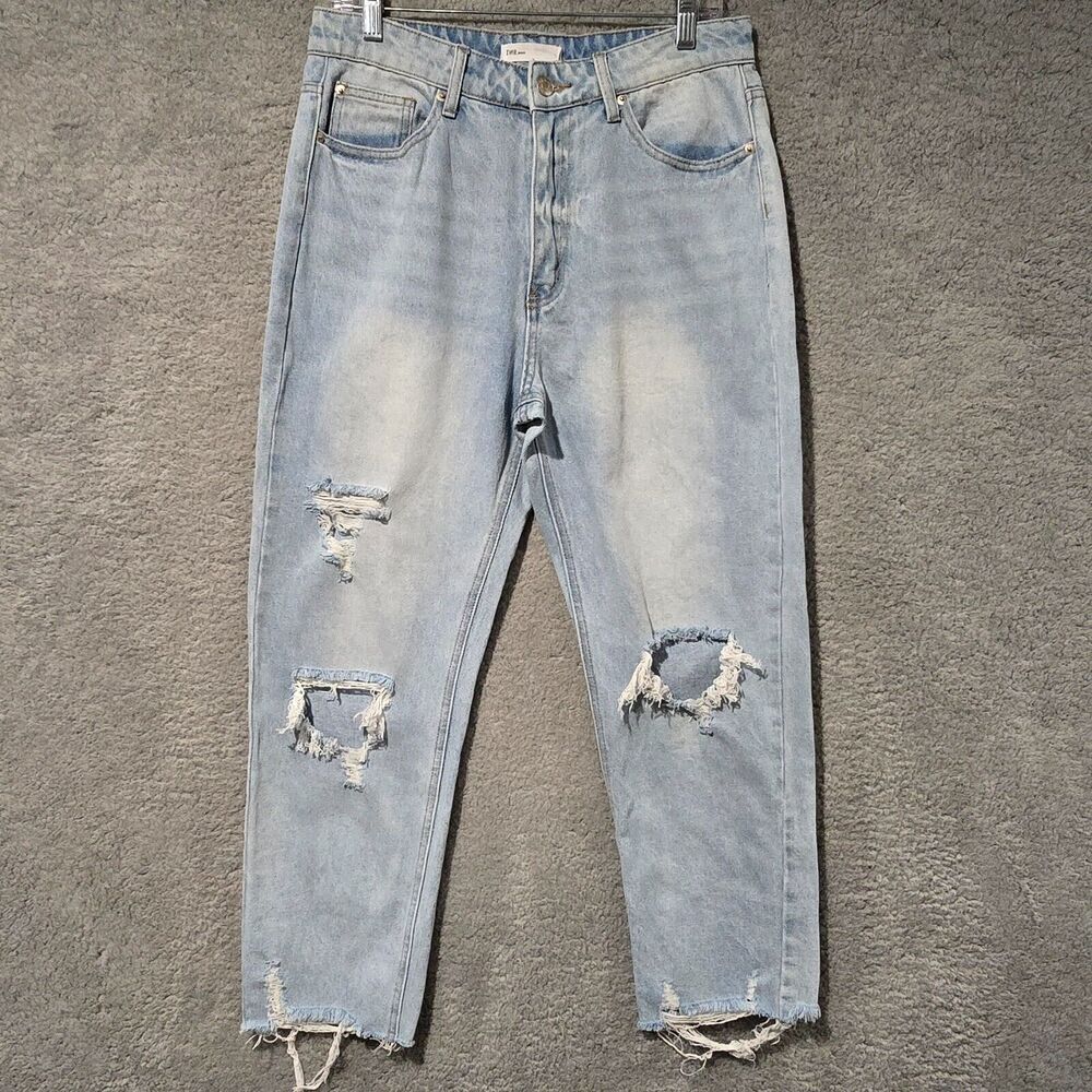 TNR Womens High Rise Straight Tapered Leg Blue Jeans Raw Hem Sz 30/32 Light Wash